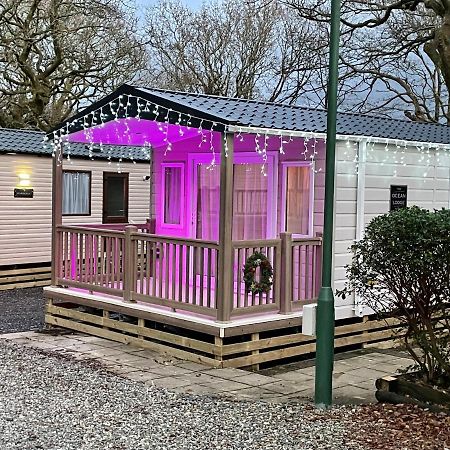 Snowdonia Holidays Caravan Hire - Aberdunant Park - 111 Silver Birch Porthmadog Exterior photo